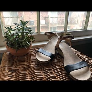 Heeled Sandals ☀️☀️